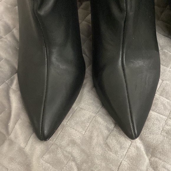 Black Mid-Calf boots! - Picture 5 of 7